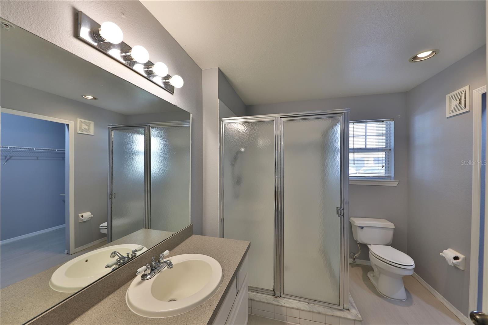 Image 11 of 21 For 409 Summit Ridge Place 111