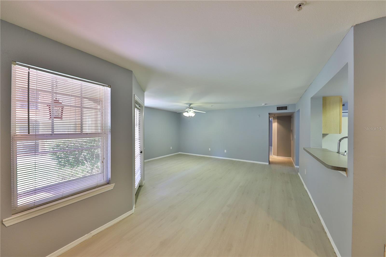 Image 3 of 21 For 409 Summit Ridge Place 111