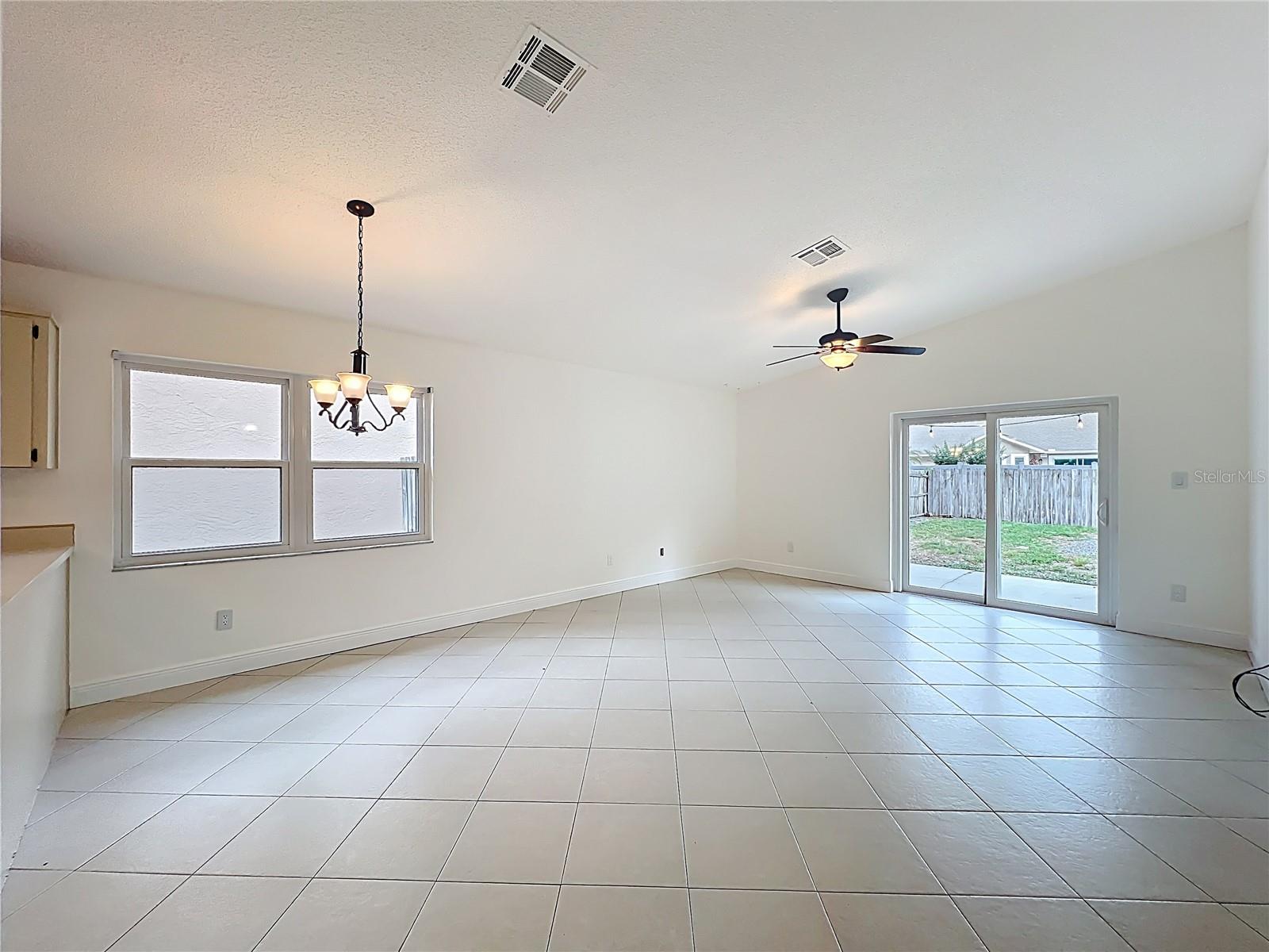 Image 16 of 59 For 4061 Buglers Rest Place