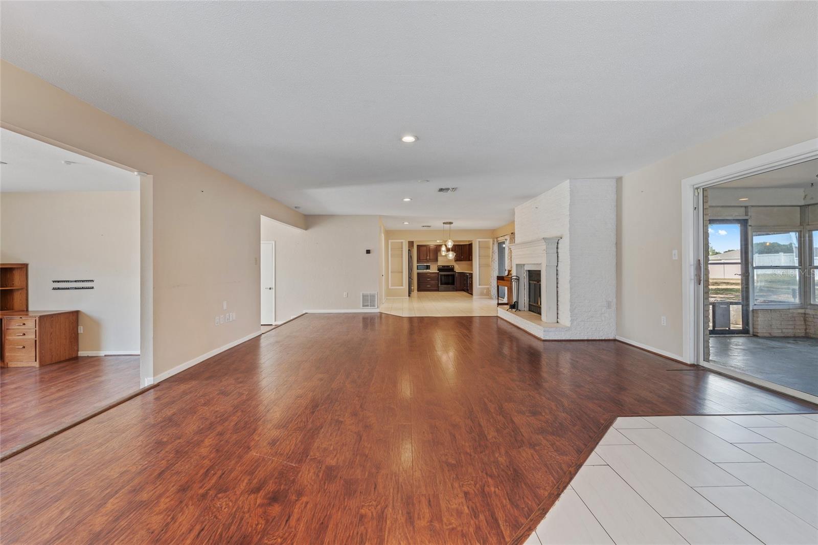 Image 10 of 39 For 33651 Overton Drive