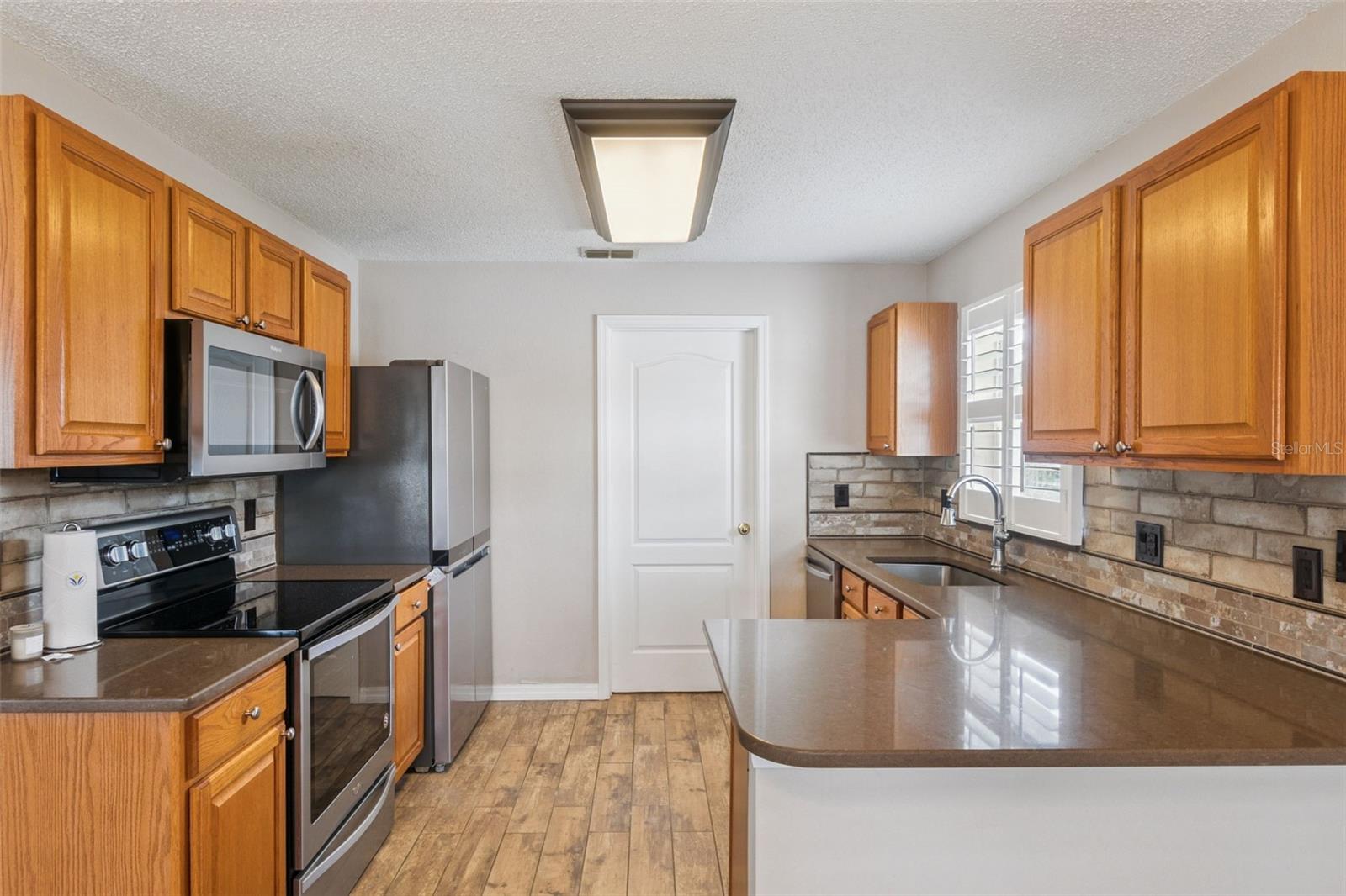 Image 10 of 33 For 117 Steinbeck Street