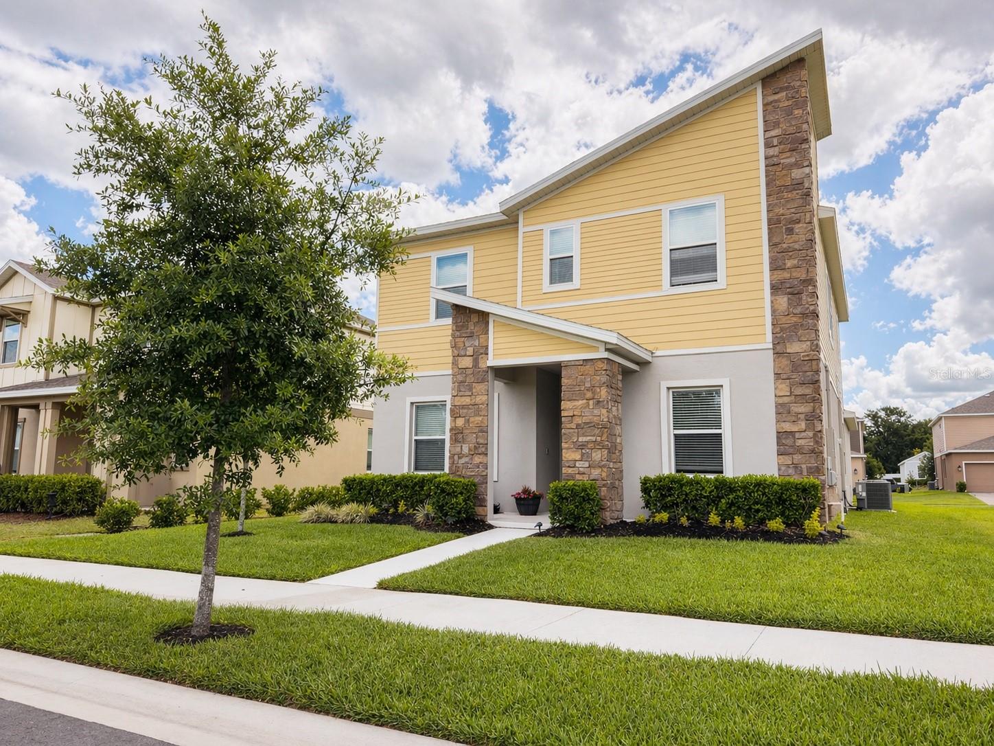 Details for 2165 Sweet Honey Lane, APOPKA, FL 32712