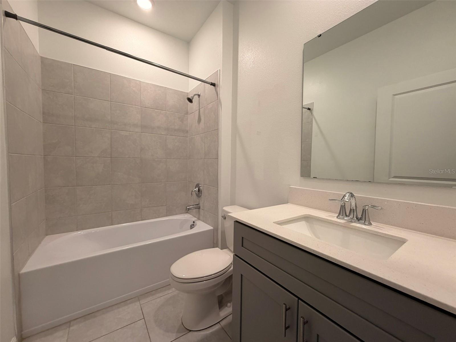 Image 17 of 39 For 2165 Sweet Honey Lane