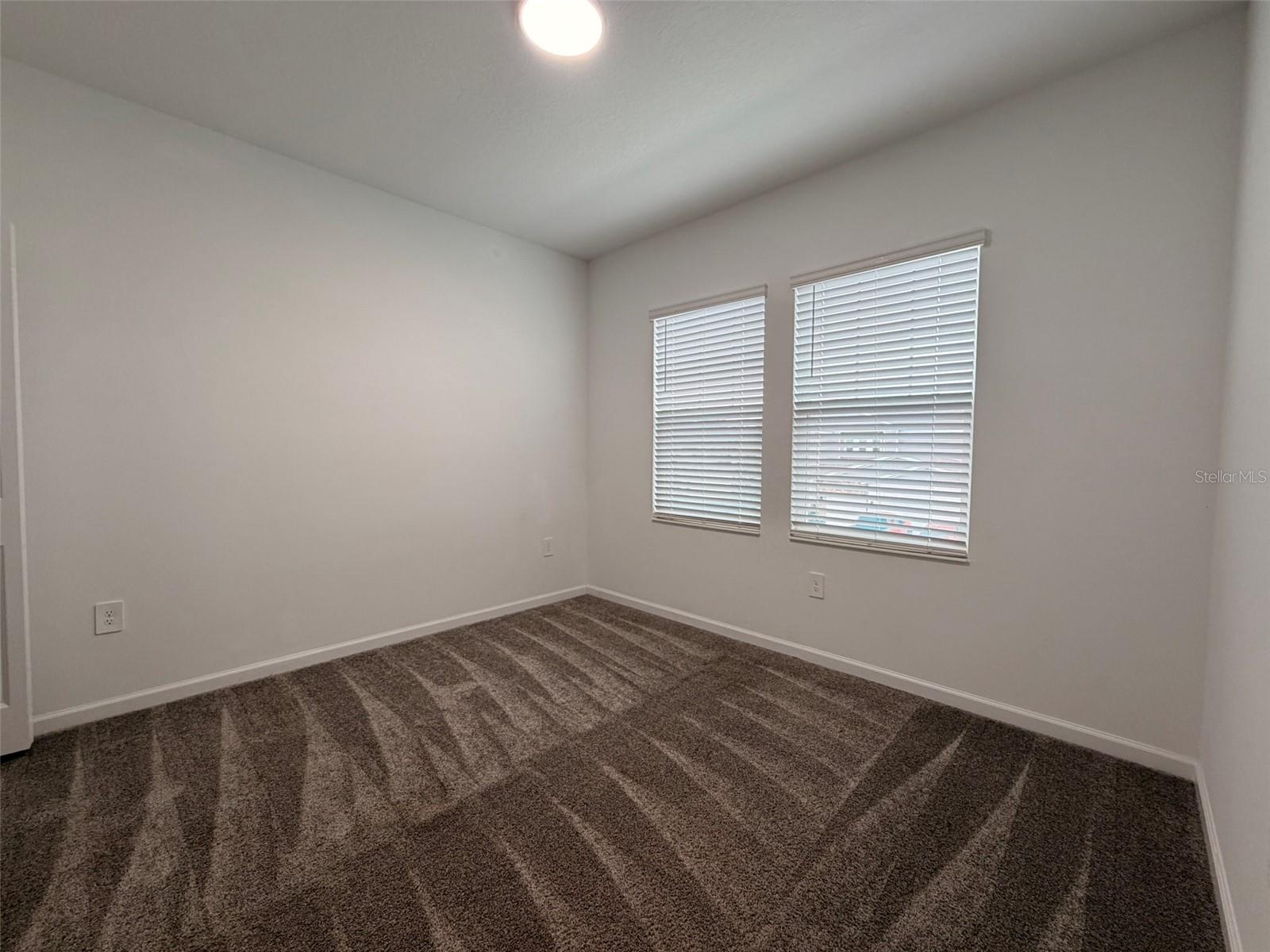 Image 25 of 39 For 2165 Sweet Honey Lane