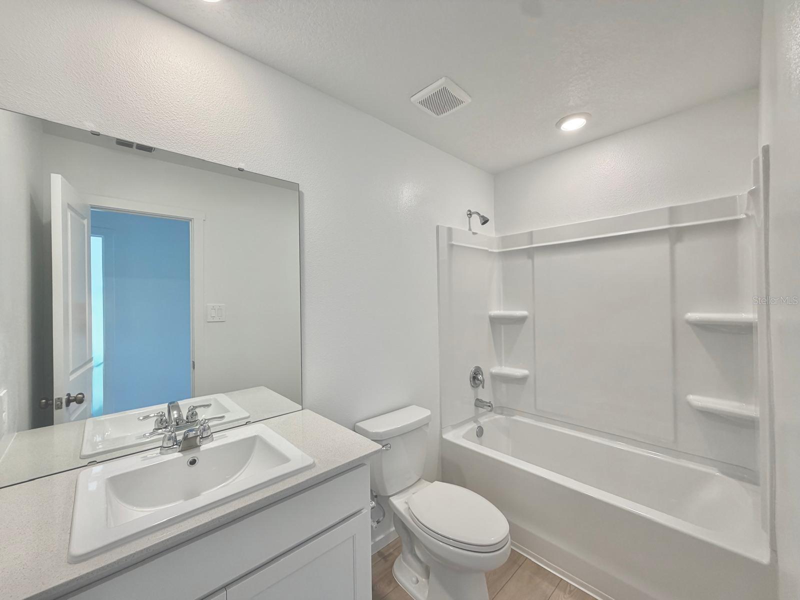 Image 17 of 20 For 836 Lynx Street