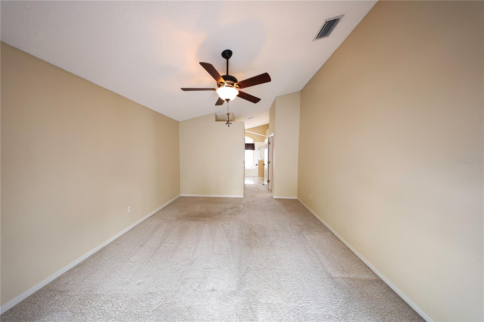 Image 15 of 35 For 2943 Paddington Way