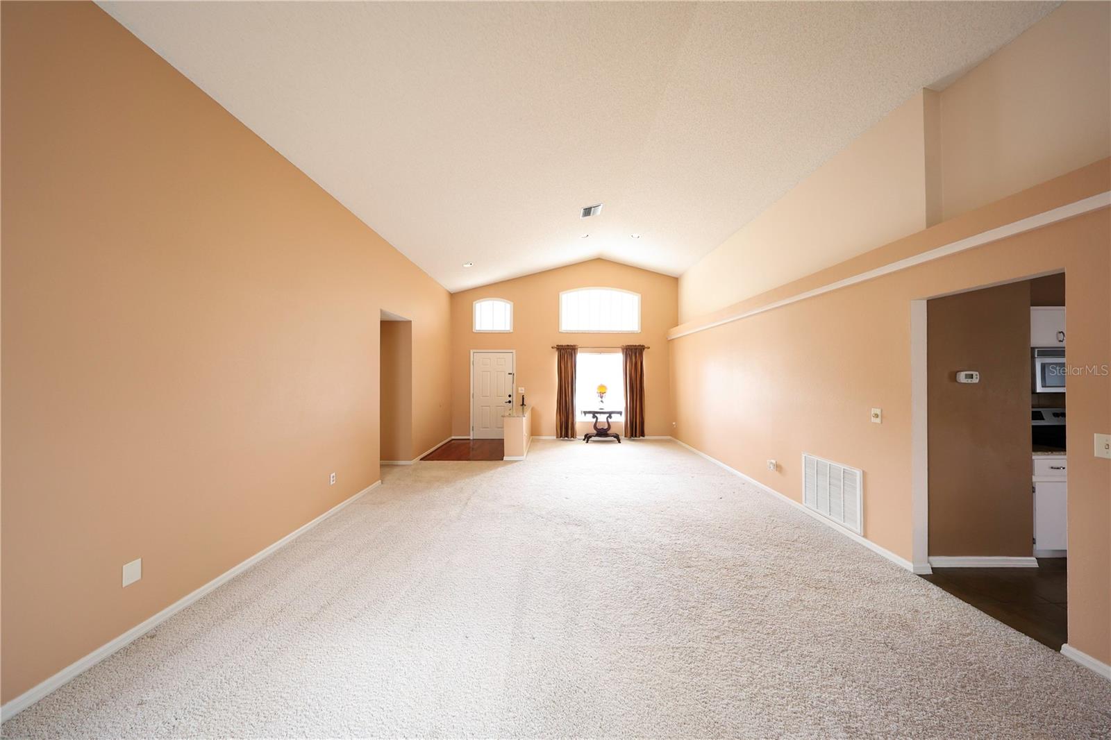 Image 4 of 35 For 2943 Paddington Way