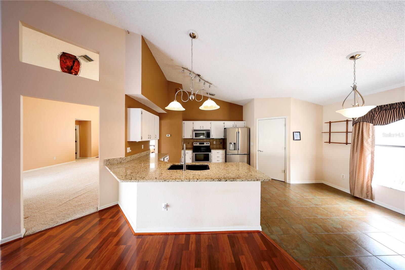 Image 6 of 35 For 2943 Paddington Way