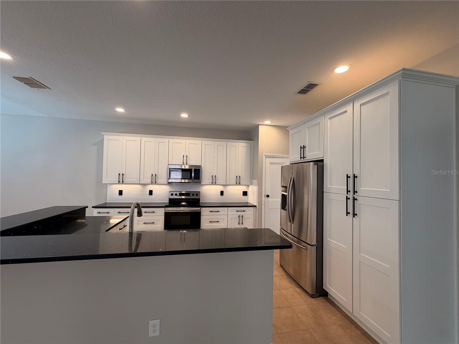 Image 13 of 54 For 528 Orange Cosmos Boulevard