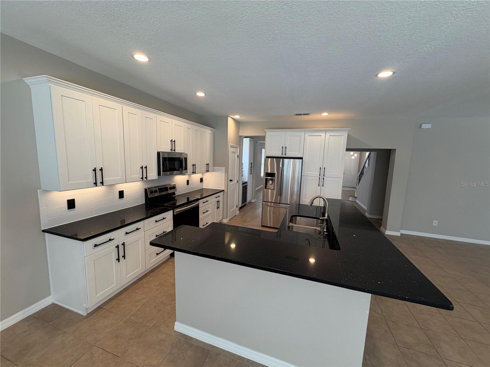 Image 14 of 54 For 528 Orange Cosmos Boulevard