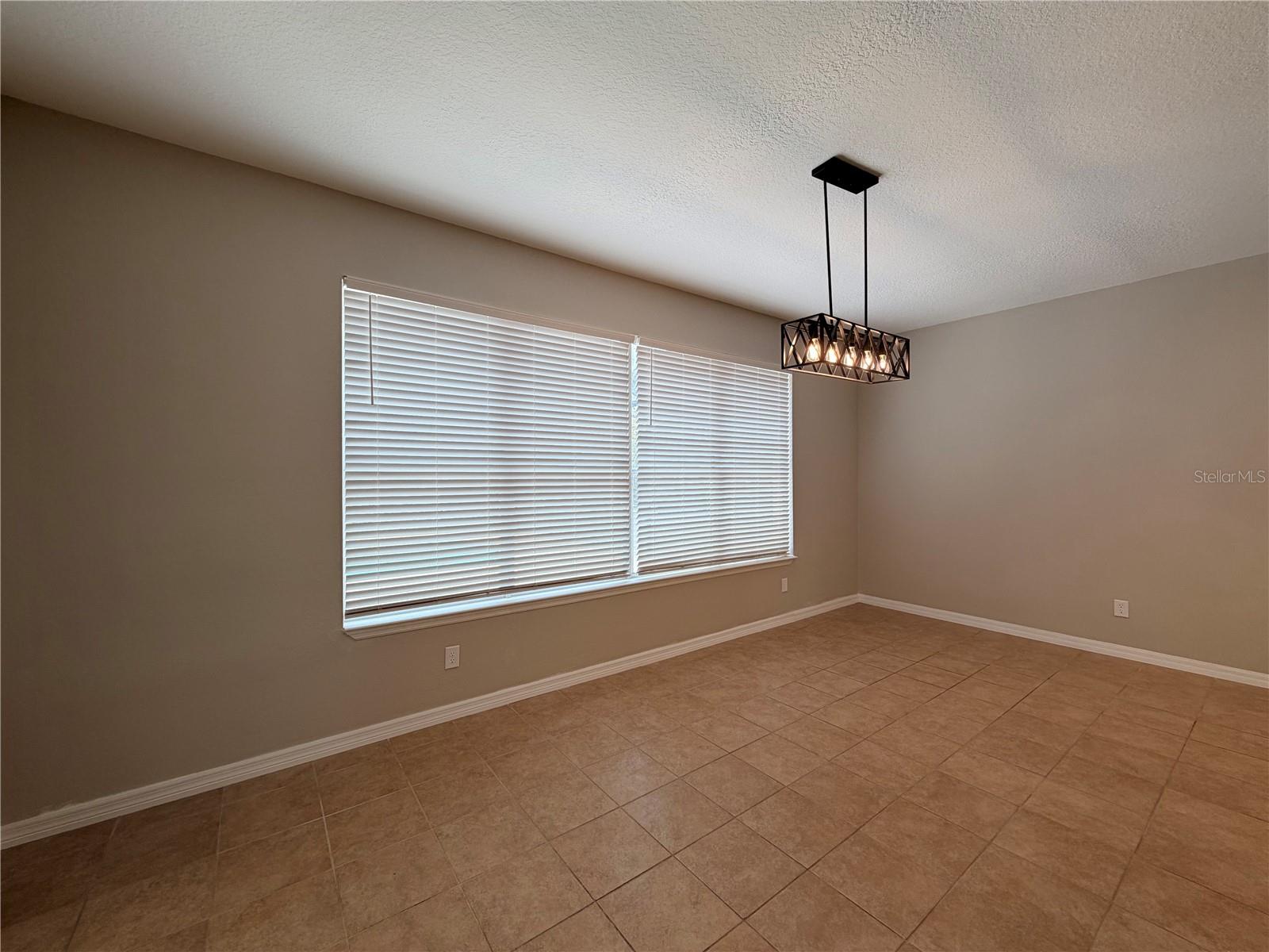 Image 16 of 54 For 528 Orange Cosmos Boulevard