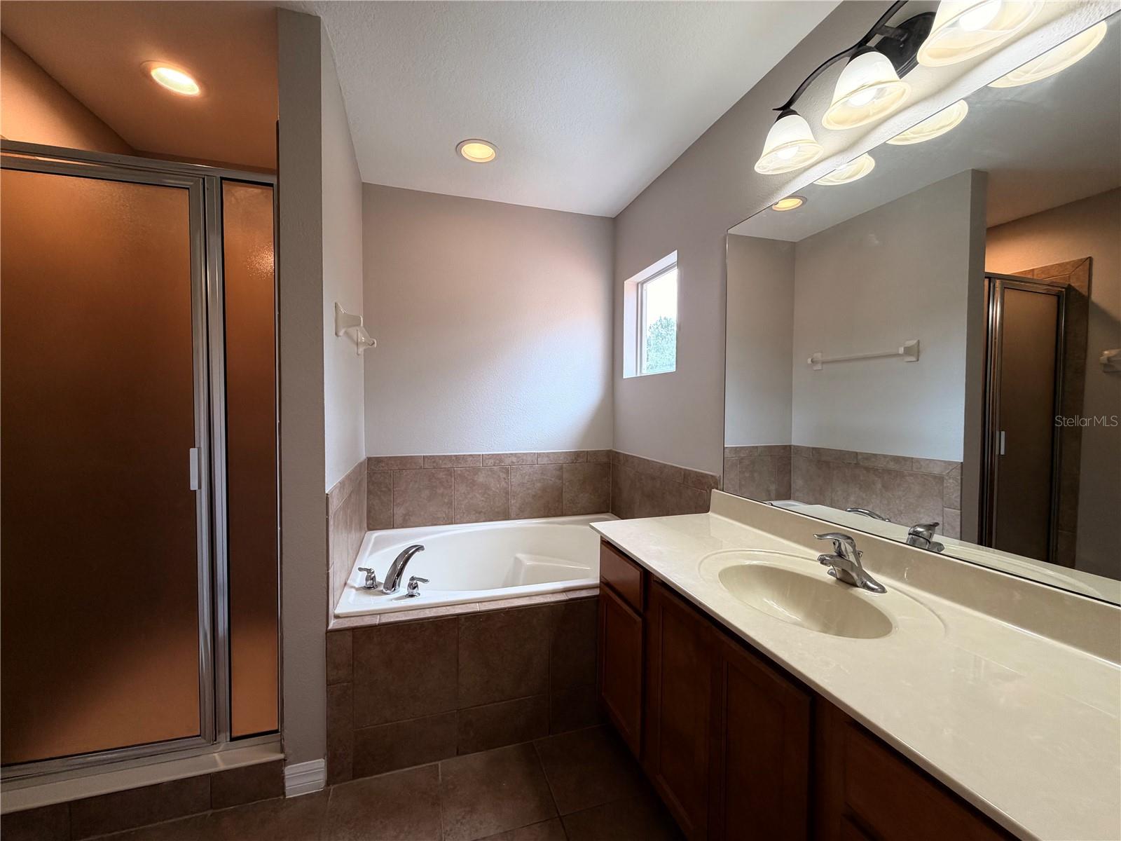 Image 38 of 54 For 528 Orange Cosmos Boulevard