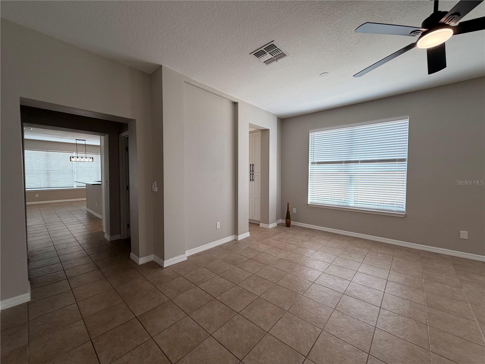 Image 7 of 54 For 528 Orange Cosmos Boulevard