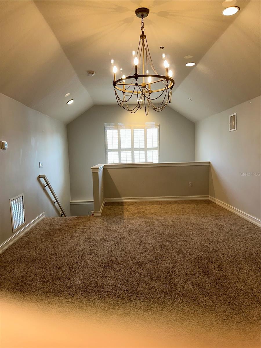 Image 5 of 5 For 2100 Common Way Road Garage Apt