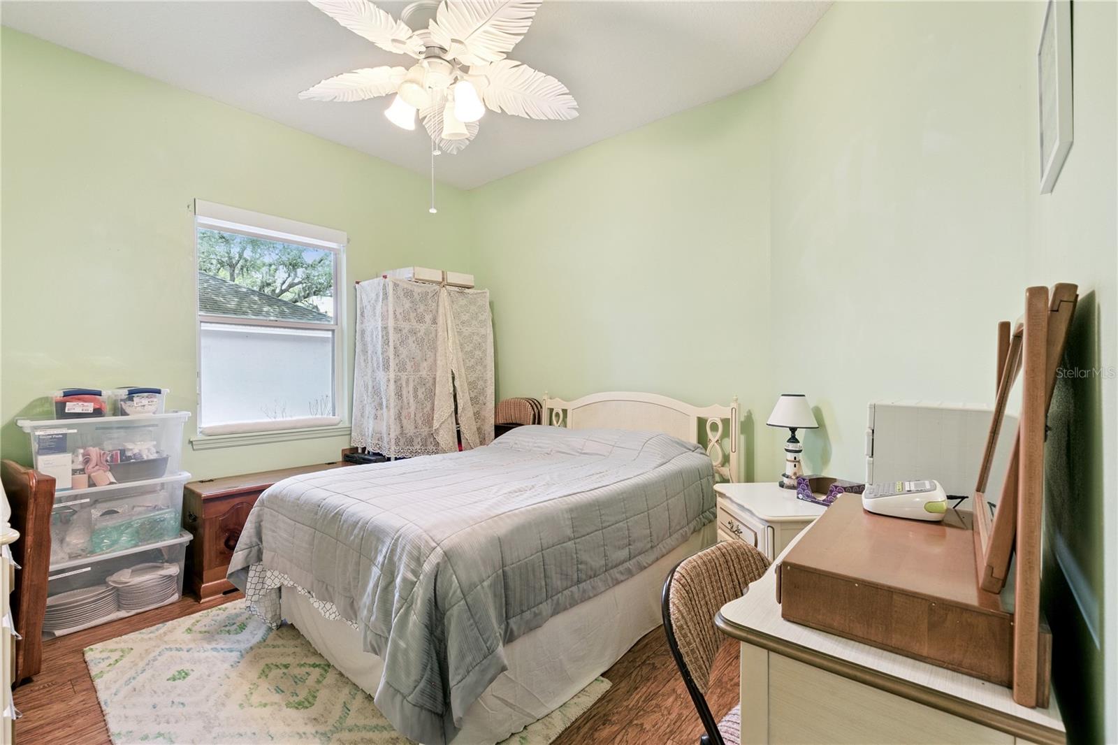 Image 24 of 52 For 1674 Carillon Park Drive