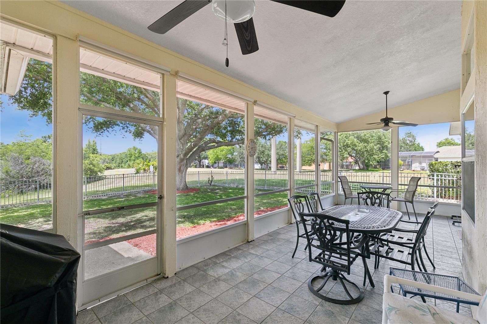 Image 34 of 52 For 1674 Carillon Park Drive