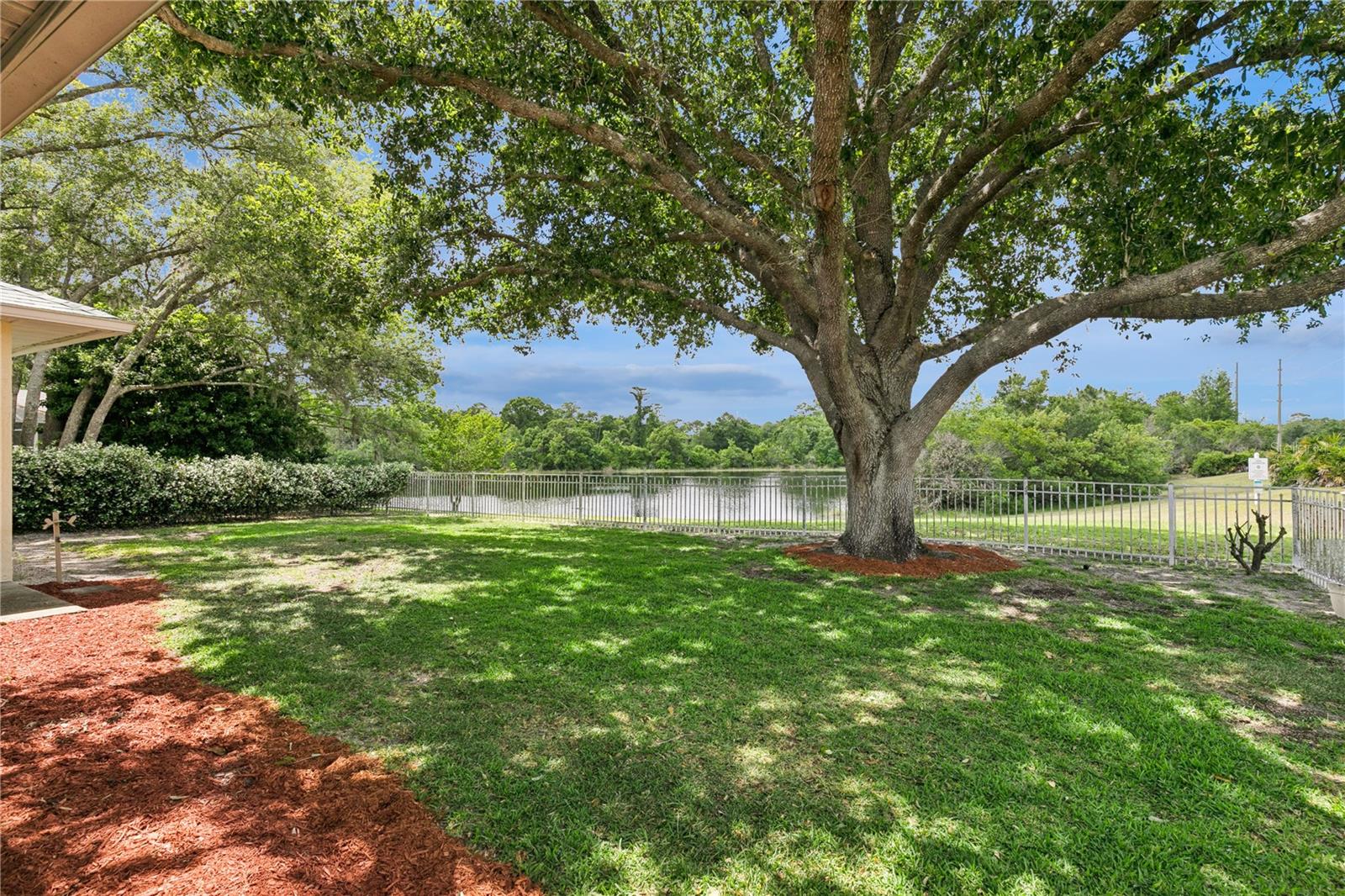 Image 35 of 52 For 1674 Carillon Park Drive