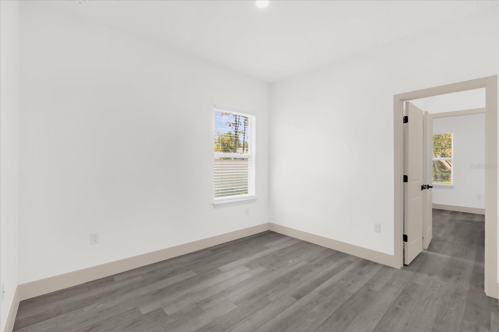 Image 16 of 32 For 4717 166th Loop