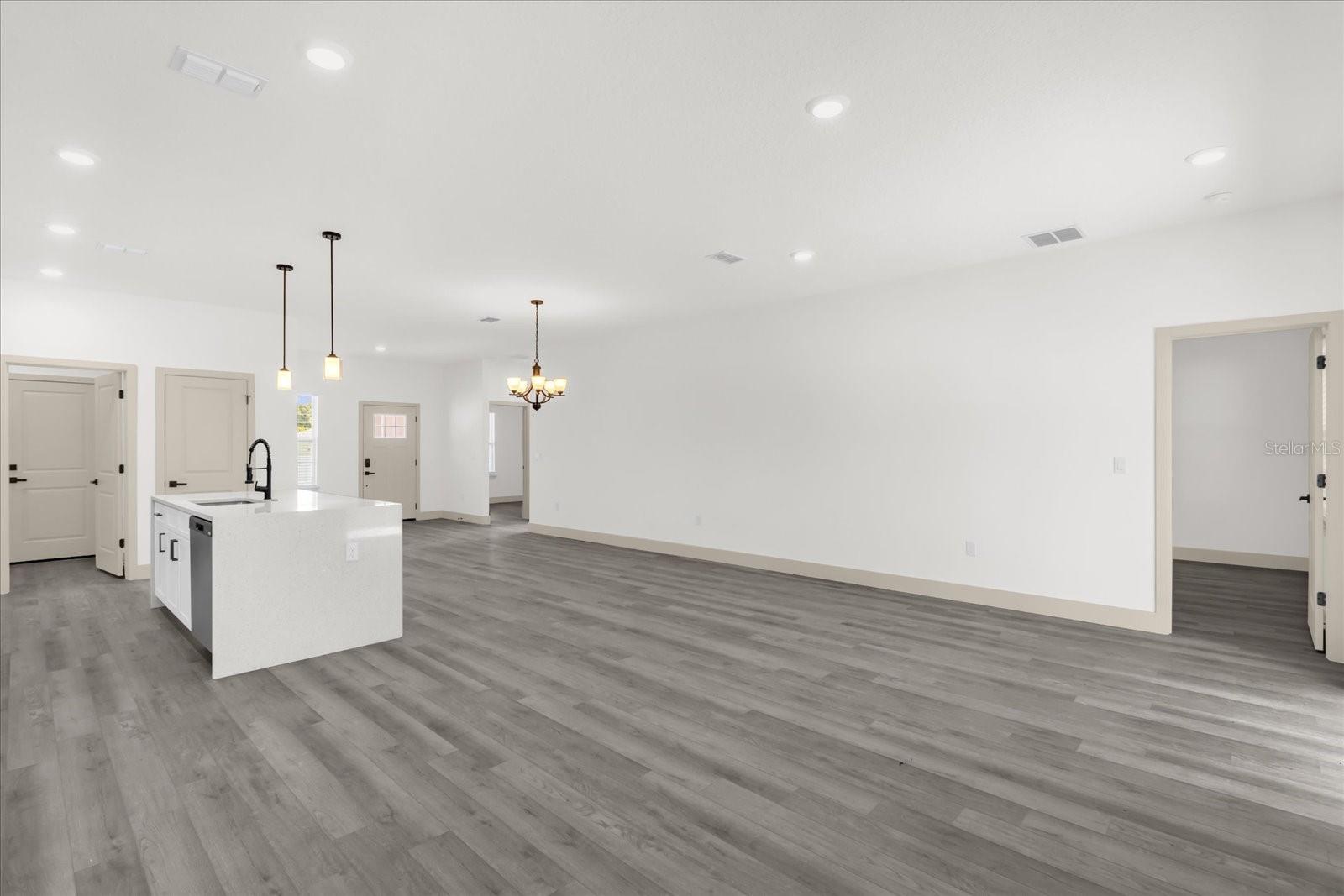 Image 5 of 32 For 4717 166th Loop