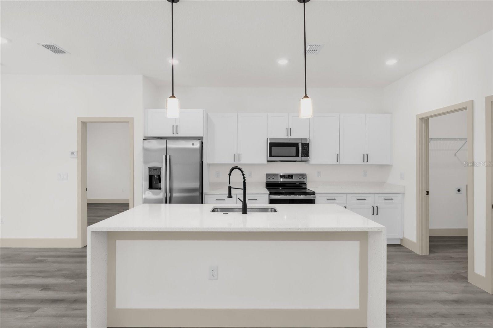 Image 8 of 32 For 4717 166th Loop