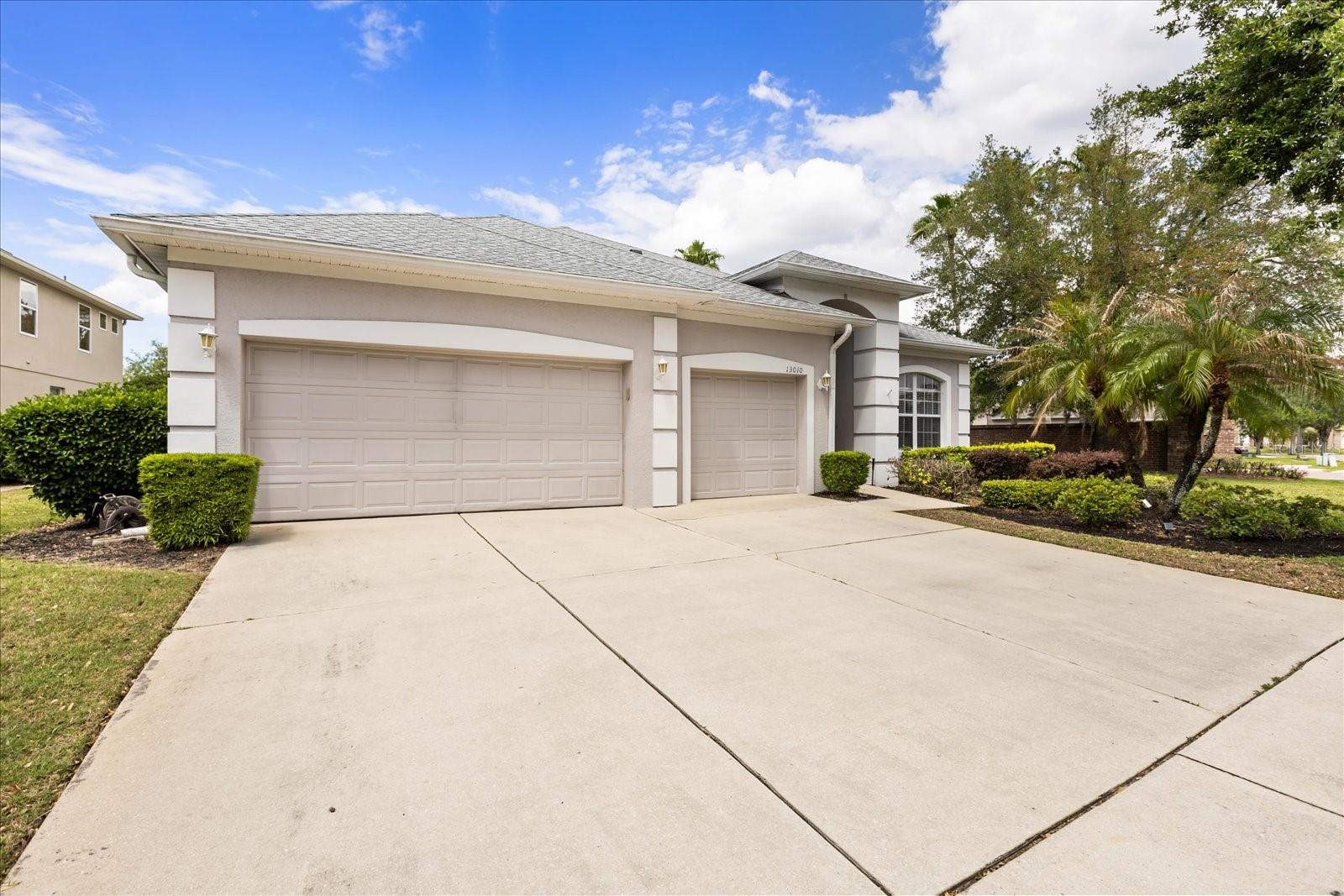 Image 4 of 50 For 13010 Islamorada Drive