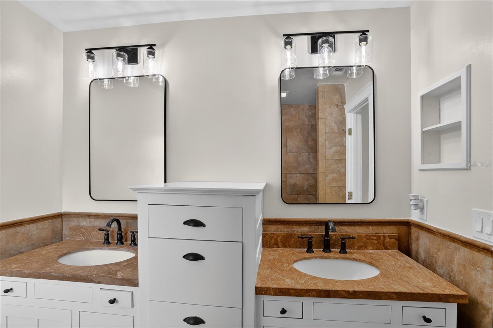 Image 14 of 22 For 1832 Cheryl Drive