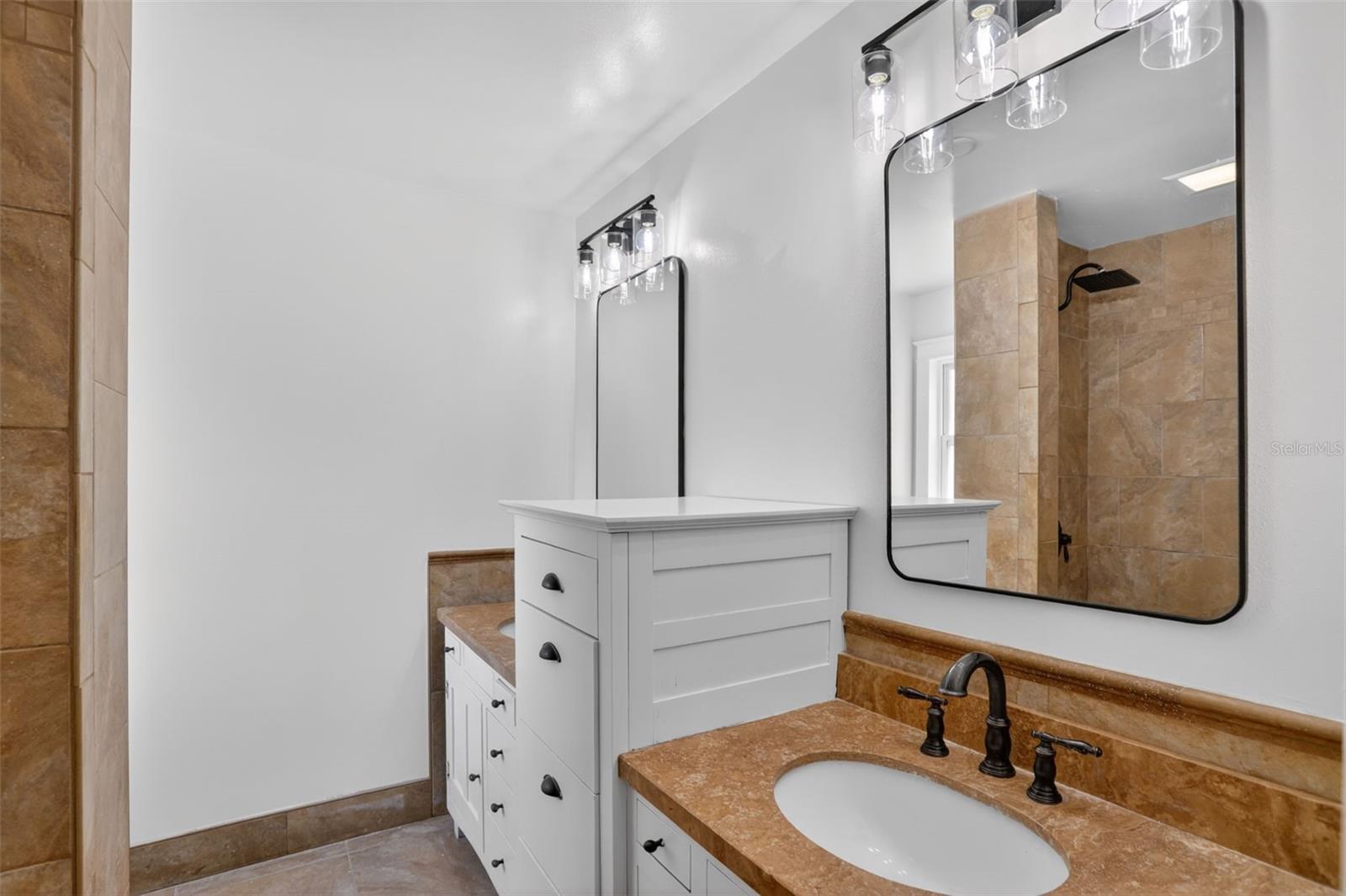 Image 15 of 22 For 1832 Cheryl Drive