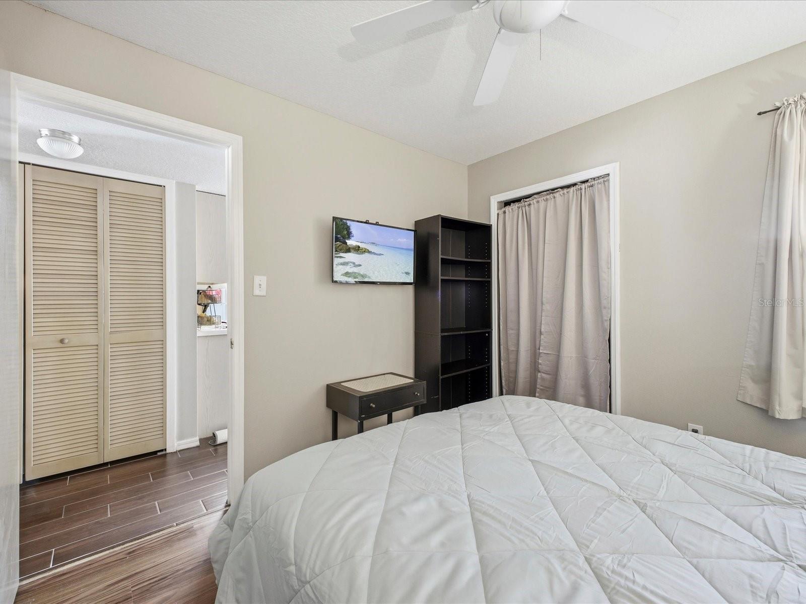 Image 21 of 29 For 3153 Britannia Boulevard B
