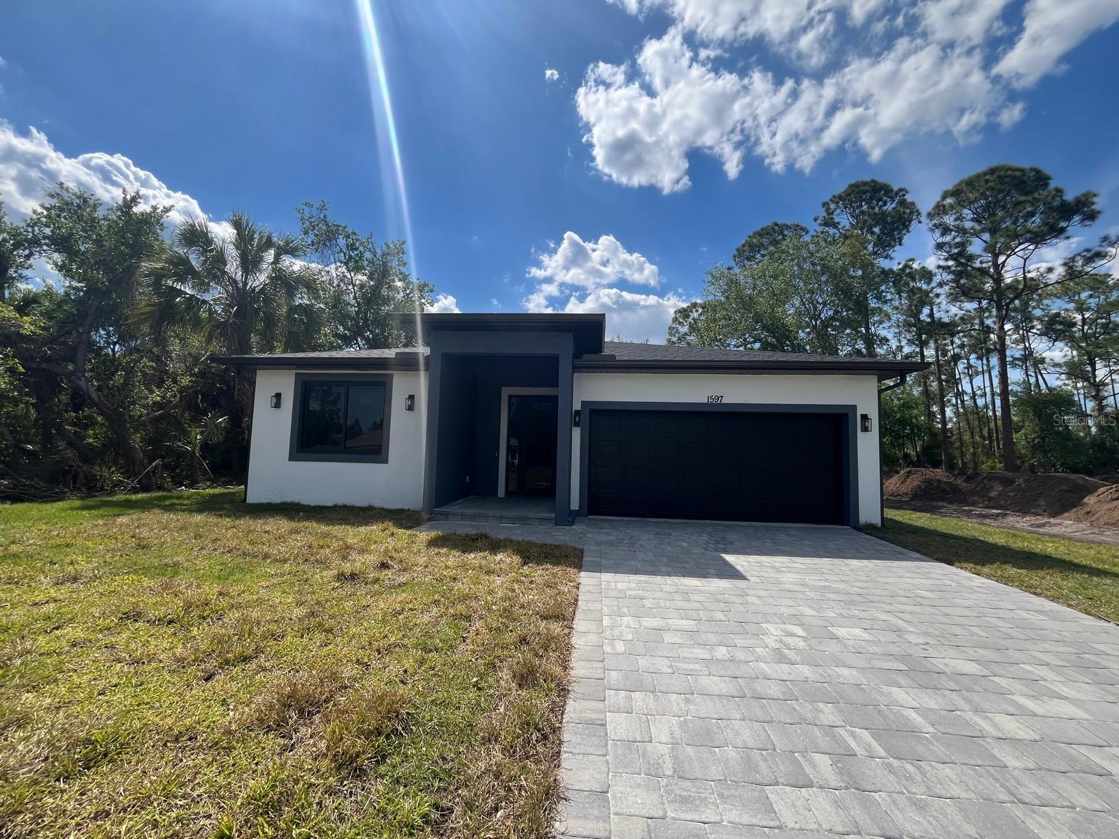 Image 41 of 42 For 1597 Kerman Street