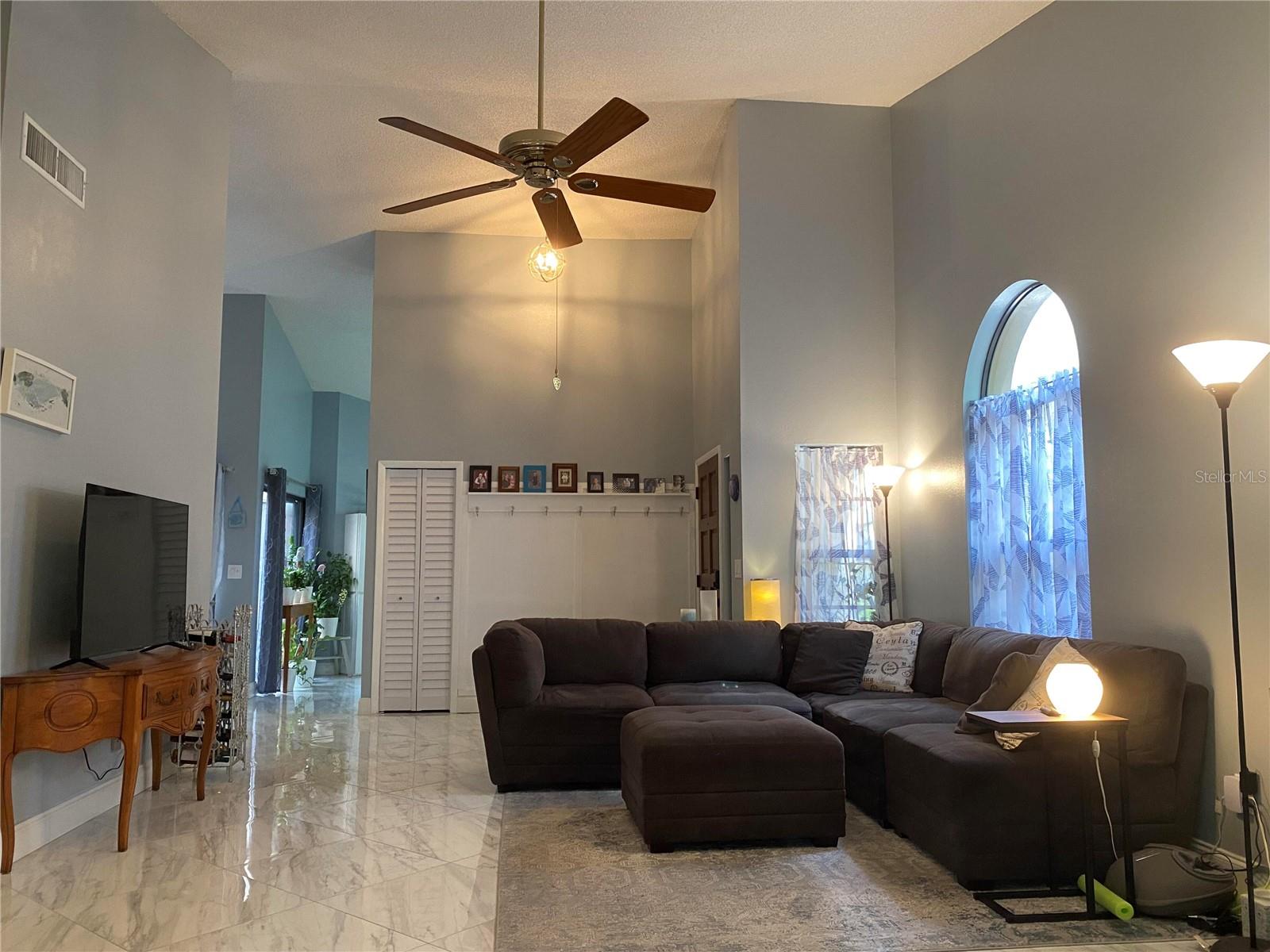 Image 10 of 34 For 3134 Windmoor Drive N