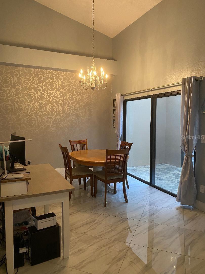 Image 13 of 34 For 3134 Windmoor Drive N