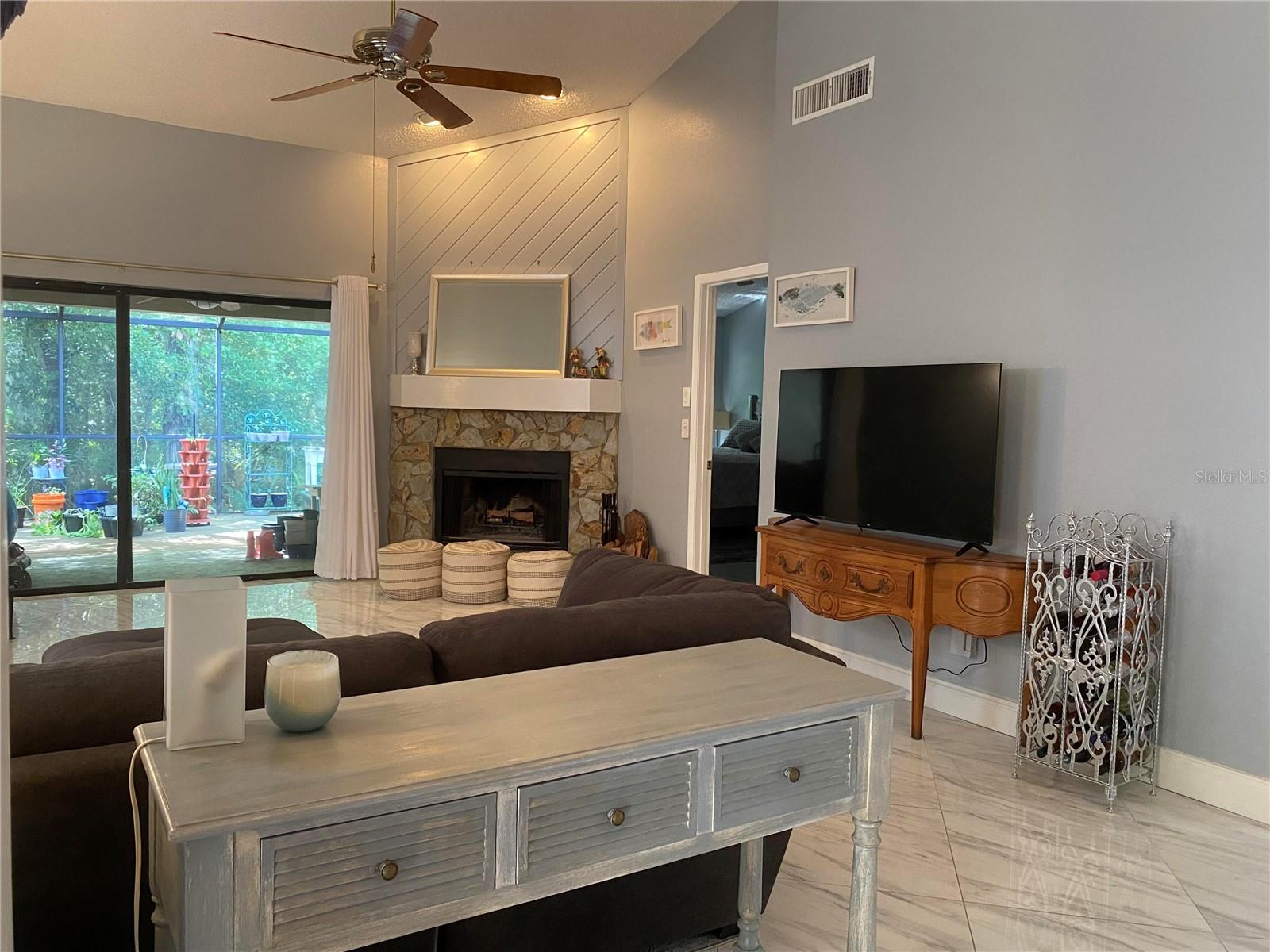 Image 9 of 34 For 3134 Windmoor Drive N