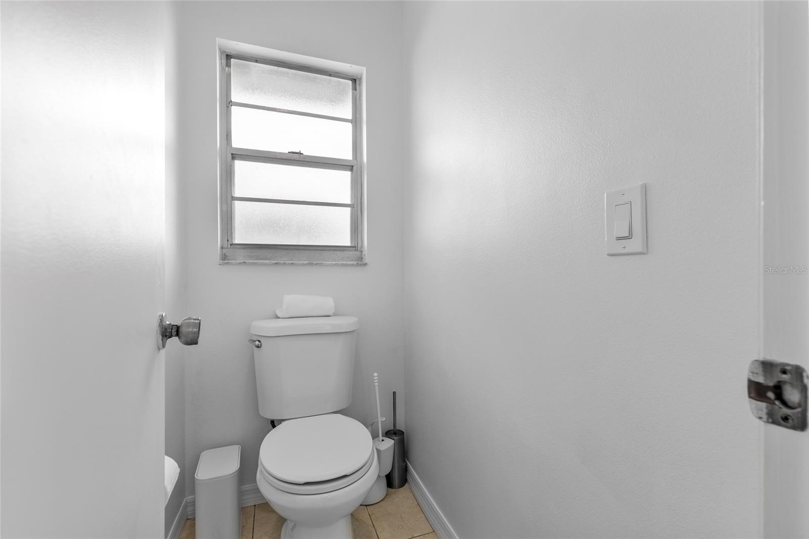 Listing photo id 12 for 1040 Hali Ridge Ct