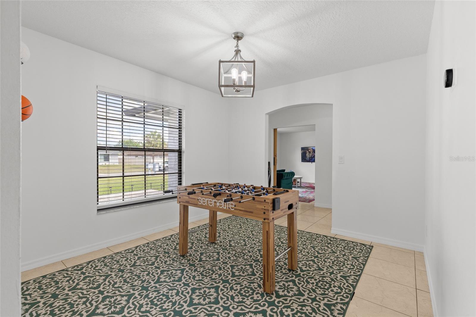 Listing photo id 16 for 1040 Hali Ridge Ct