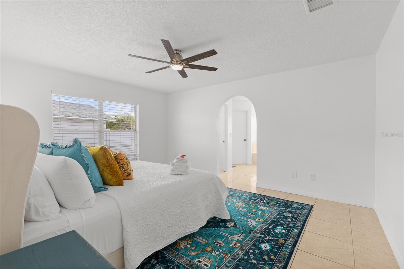 Listing photo id 18 for 1040 Hali Ridge Ct