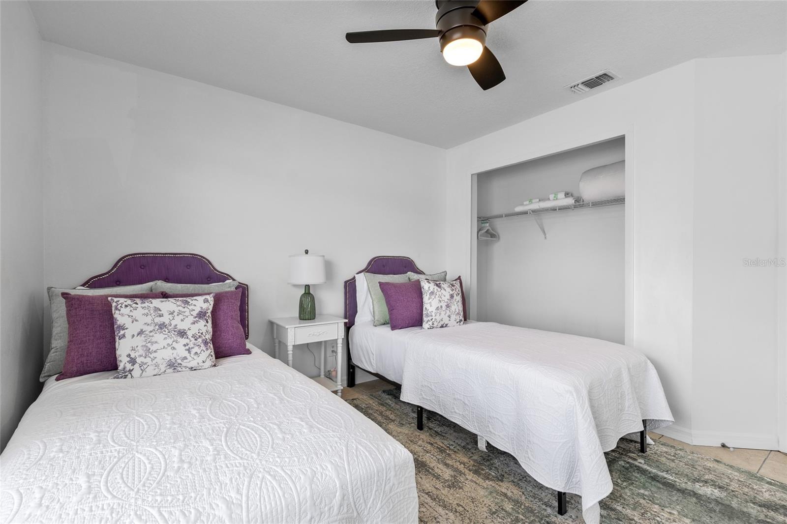 Listing photo id 20 for 1040 Hali Ridge Ct