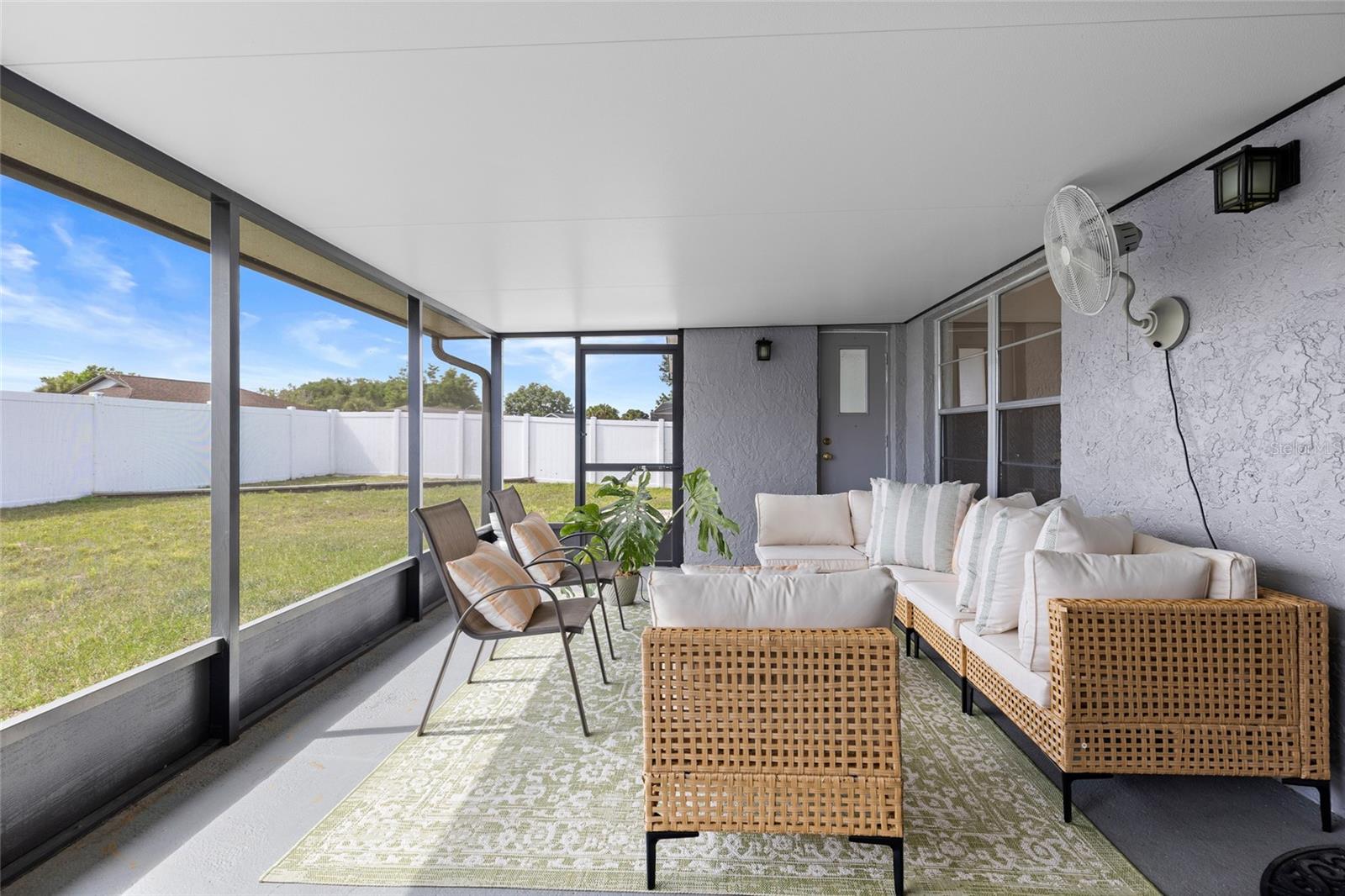 Listing photo id 28 for 1040 Hali Ridge Ct