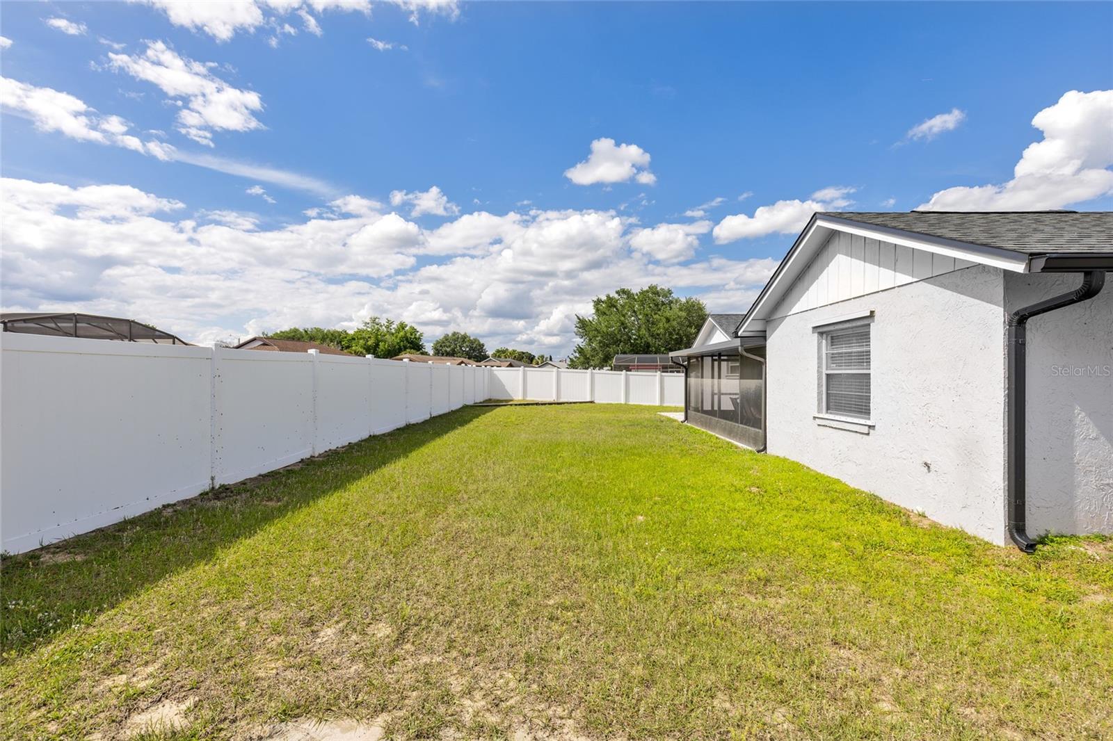 Listing photo id 30 for 1040 Hali Ridge Ct