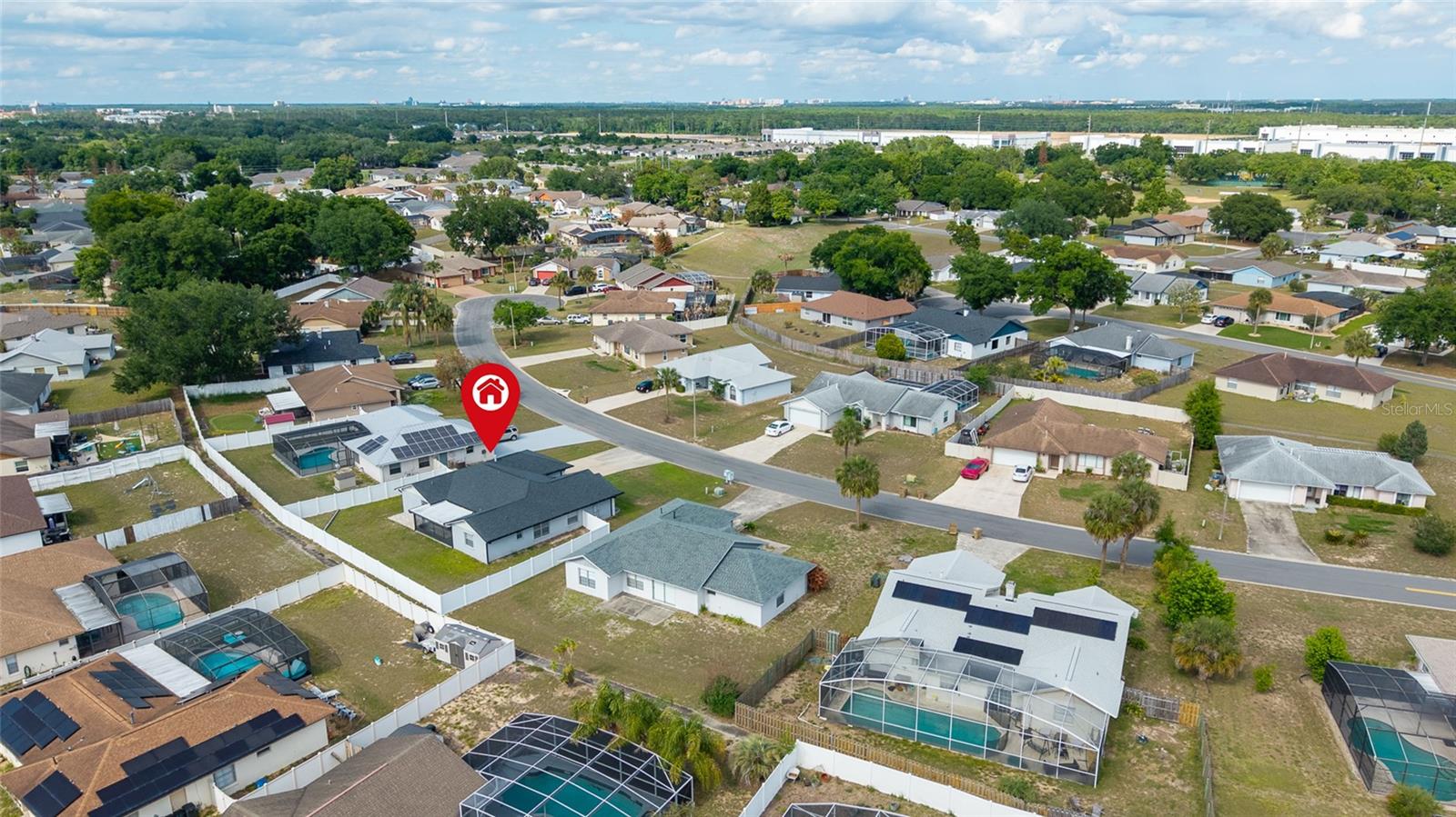 Listing photo id 37 for 1040 Hali Ridge Ct