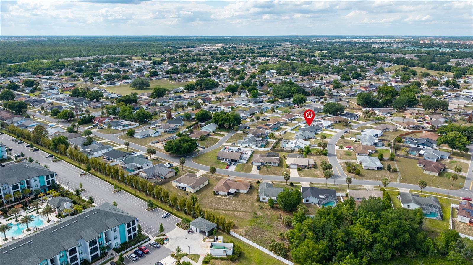 Listing photo id 39 for 1040 Hali Ridge Ct