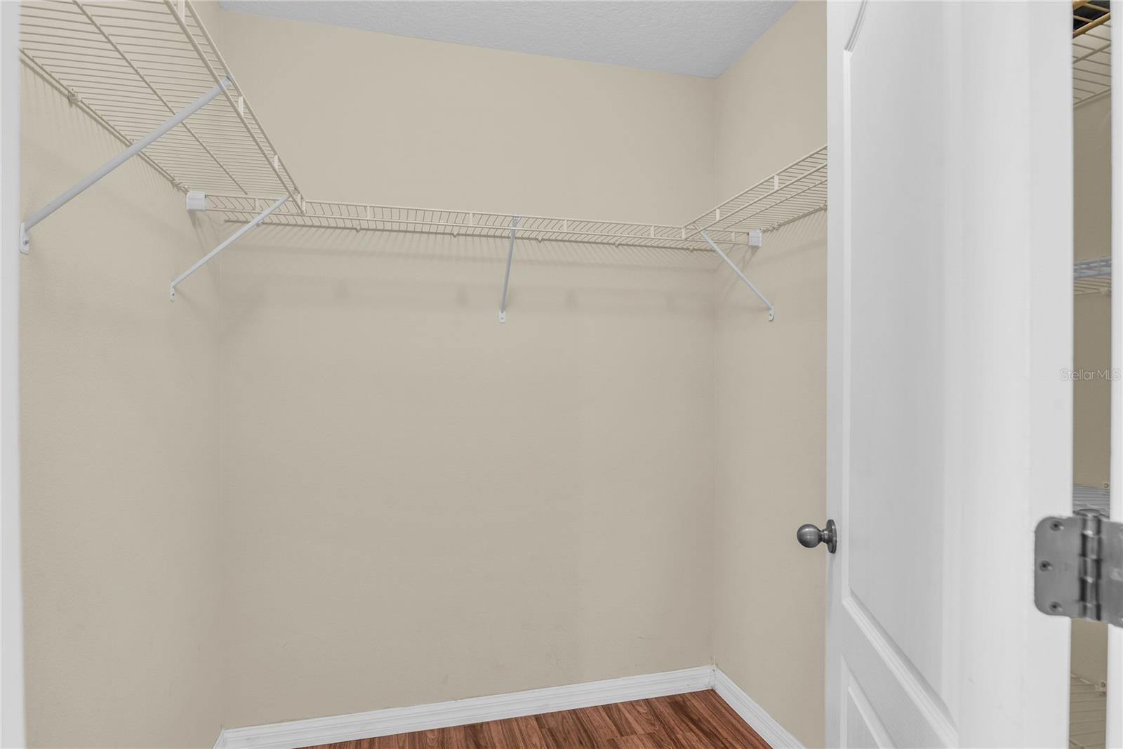 Image 33 of 51 For 1788 Leather Fern Drive