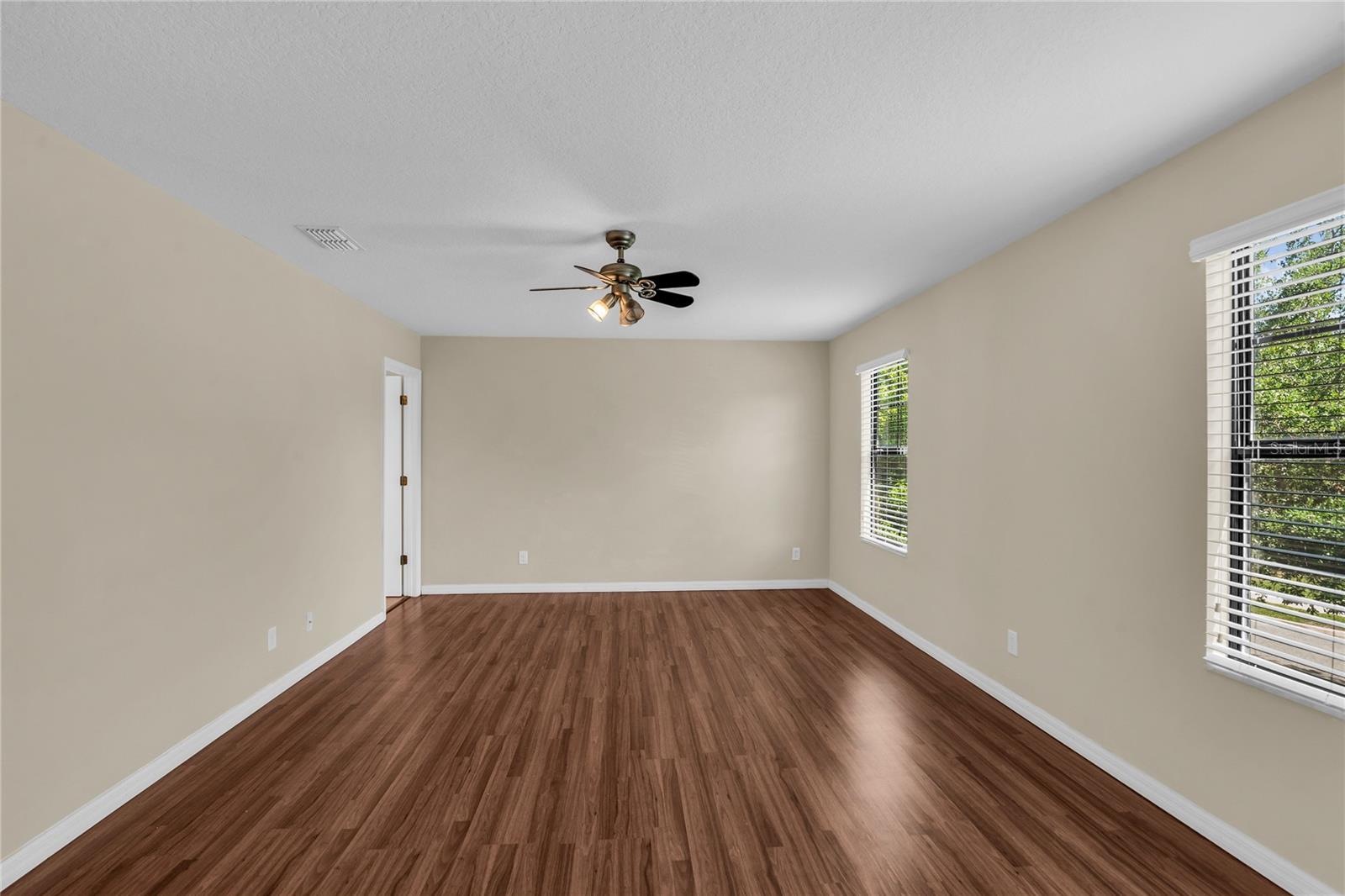 Image 35 of 51 For 1788 Leather Fern Drive