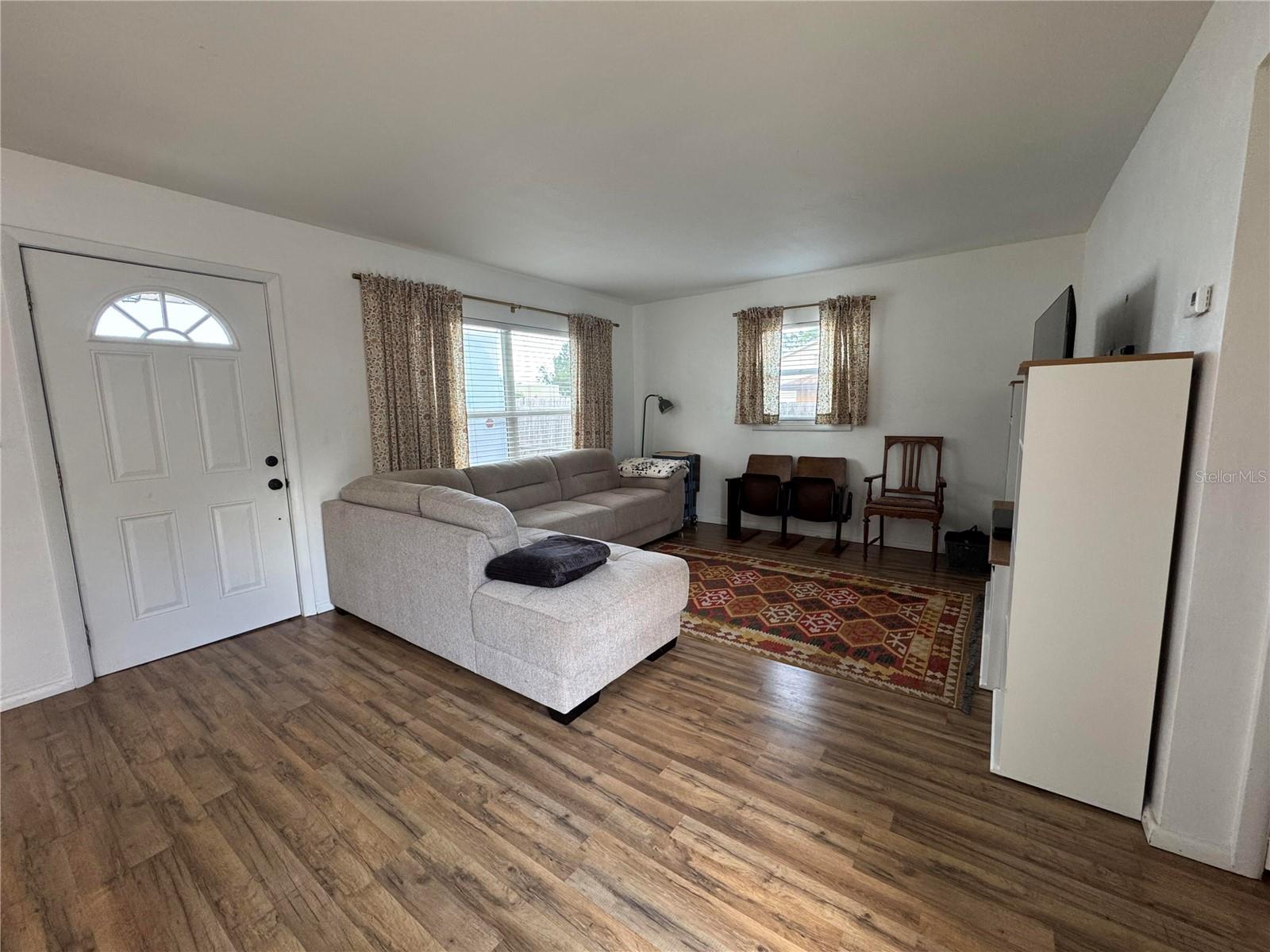 Image 7 of 24 For 135 Carroll Street