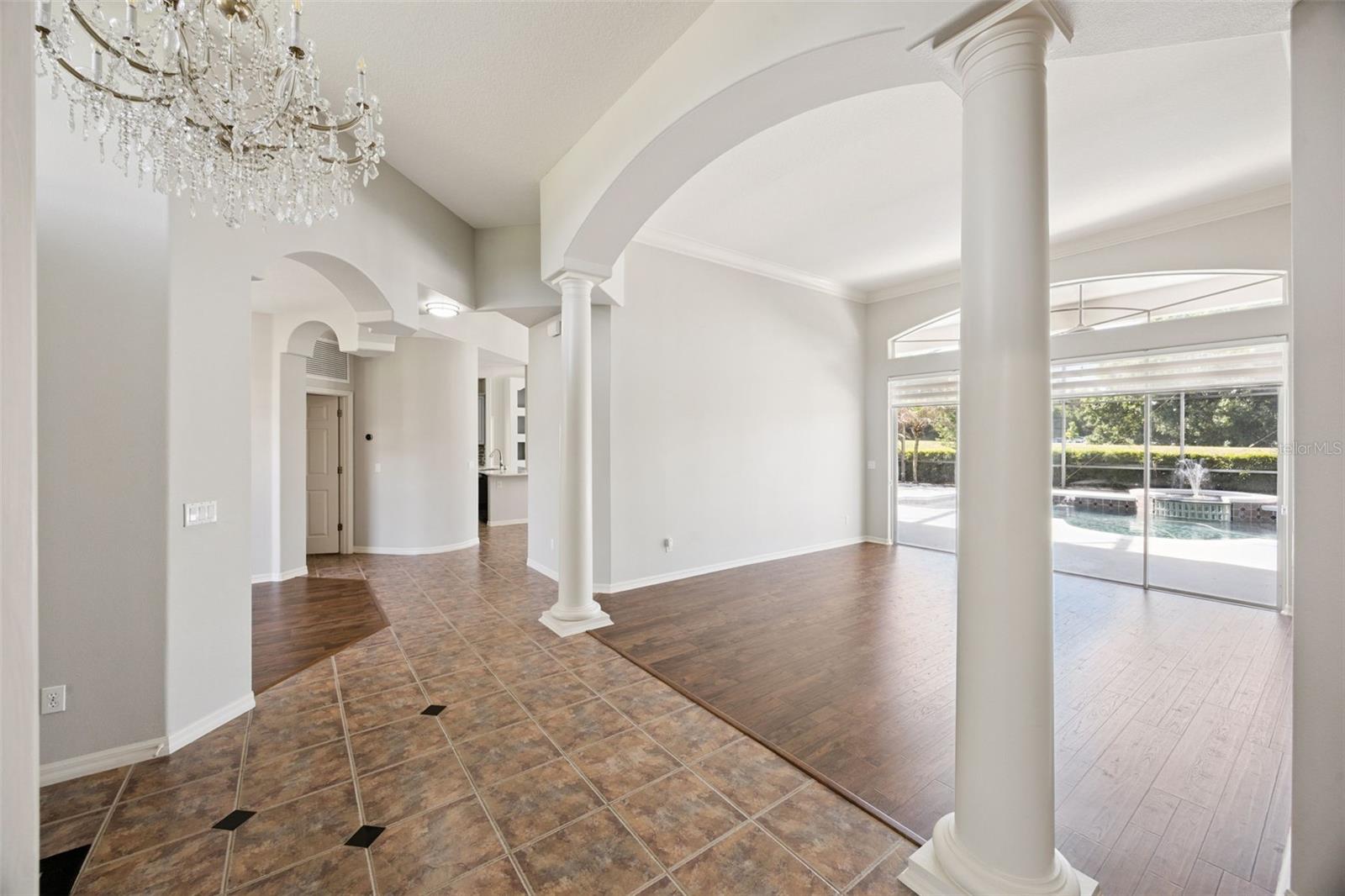 Image 10 of 41 For 4474 Begonia Court