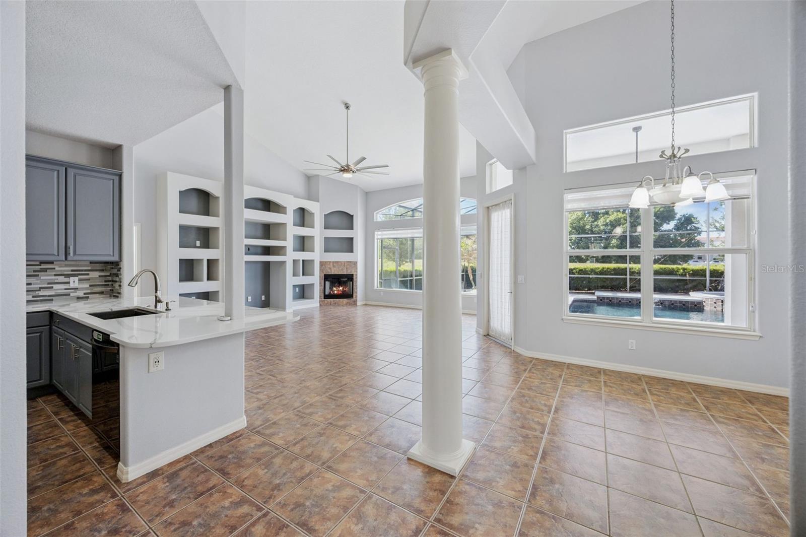 Image 19 of 41 For 4474 Begonia Court