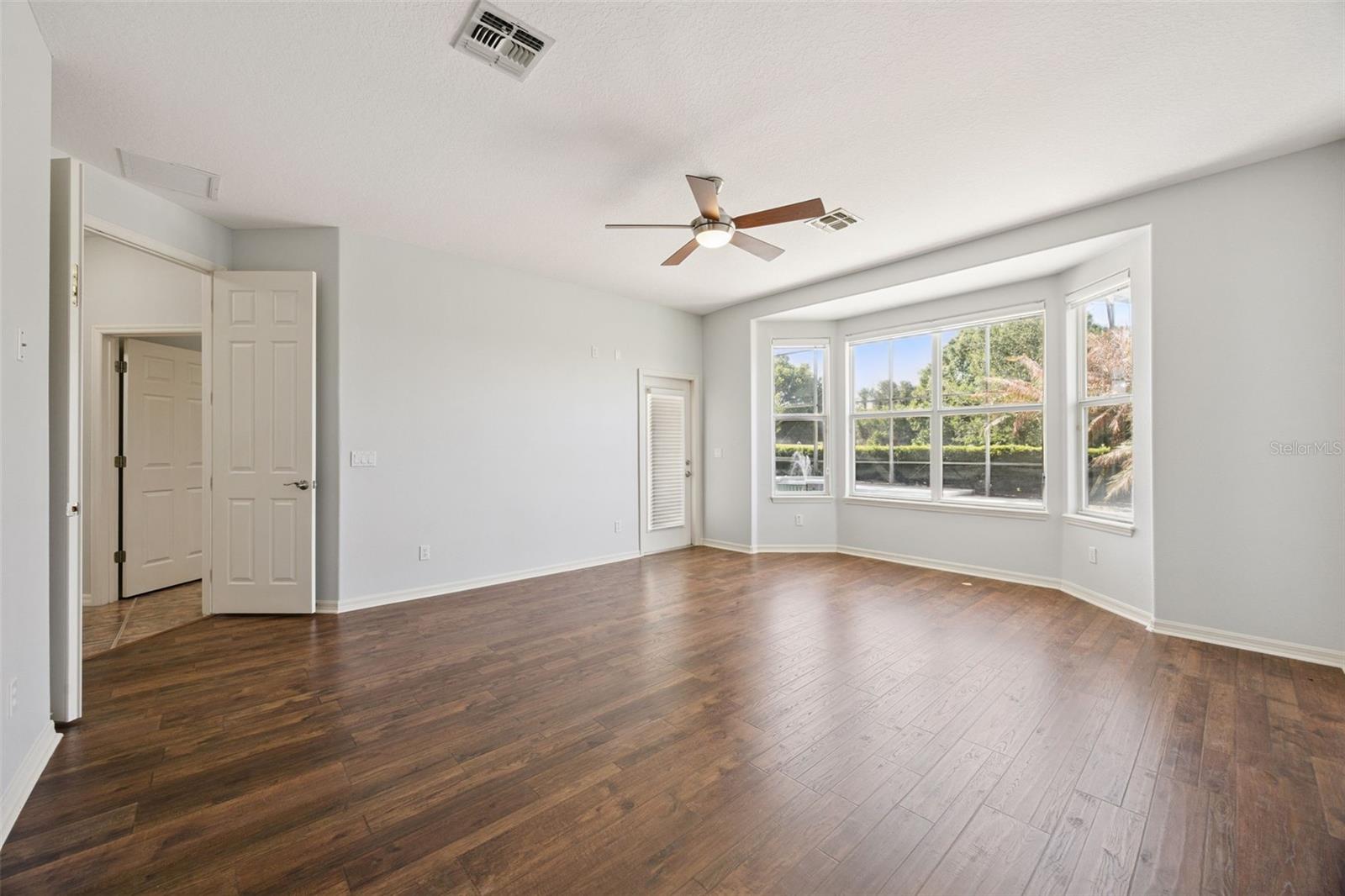 Image 24 of 41 For 4474 Begonia Court