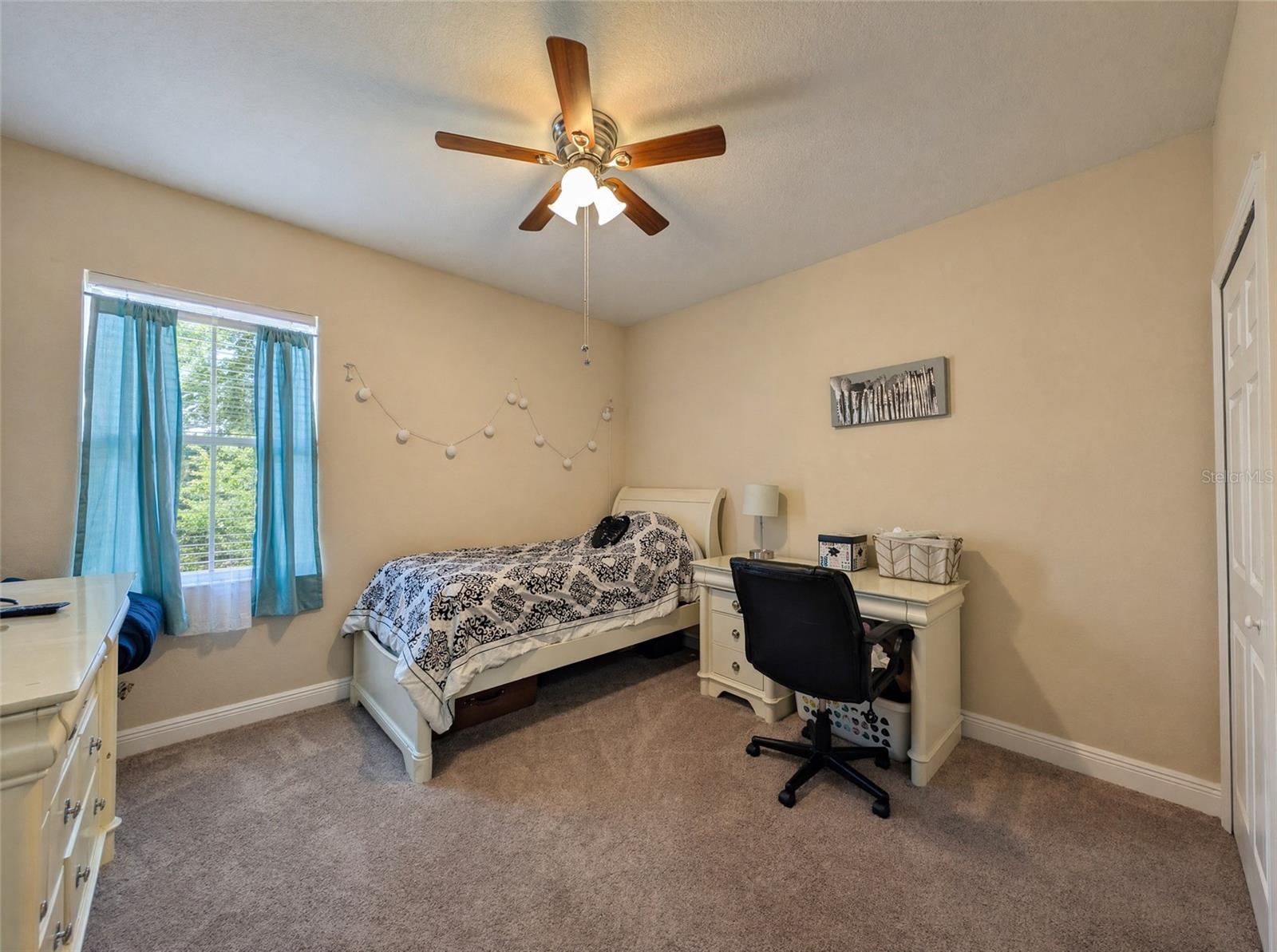 Image 10 of 23 For 143 Southern Pecan Circle 201