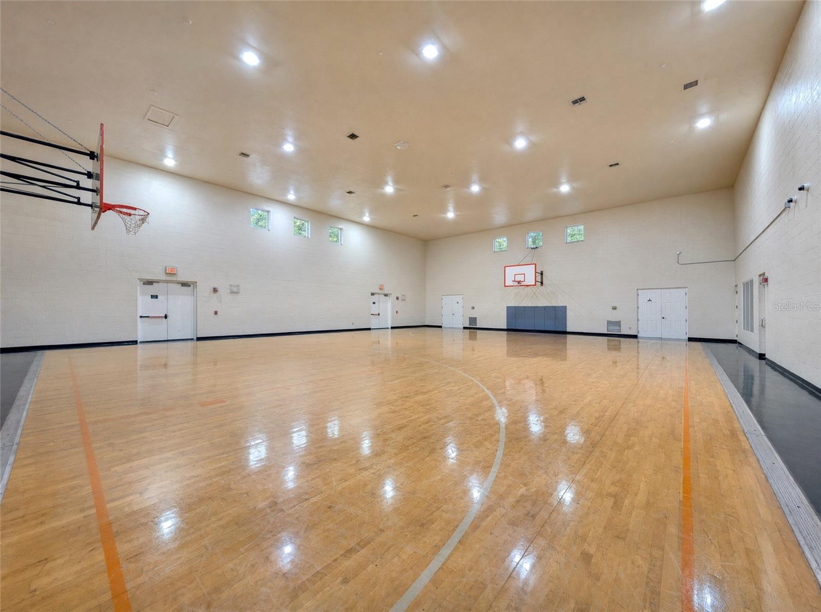 Image 21 of 23 For 143 Southern Pecan Circle 201