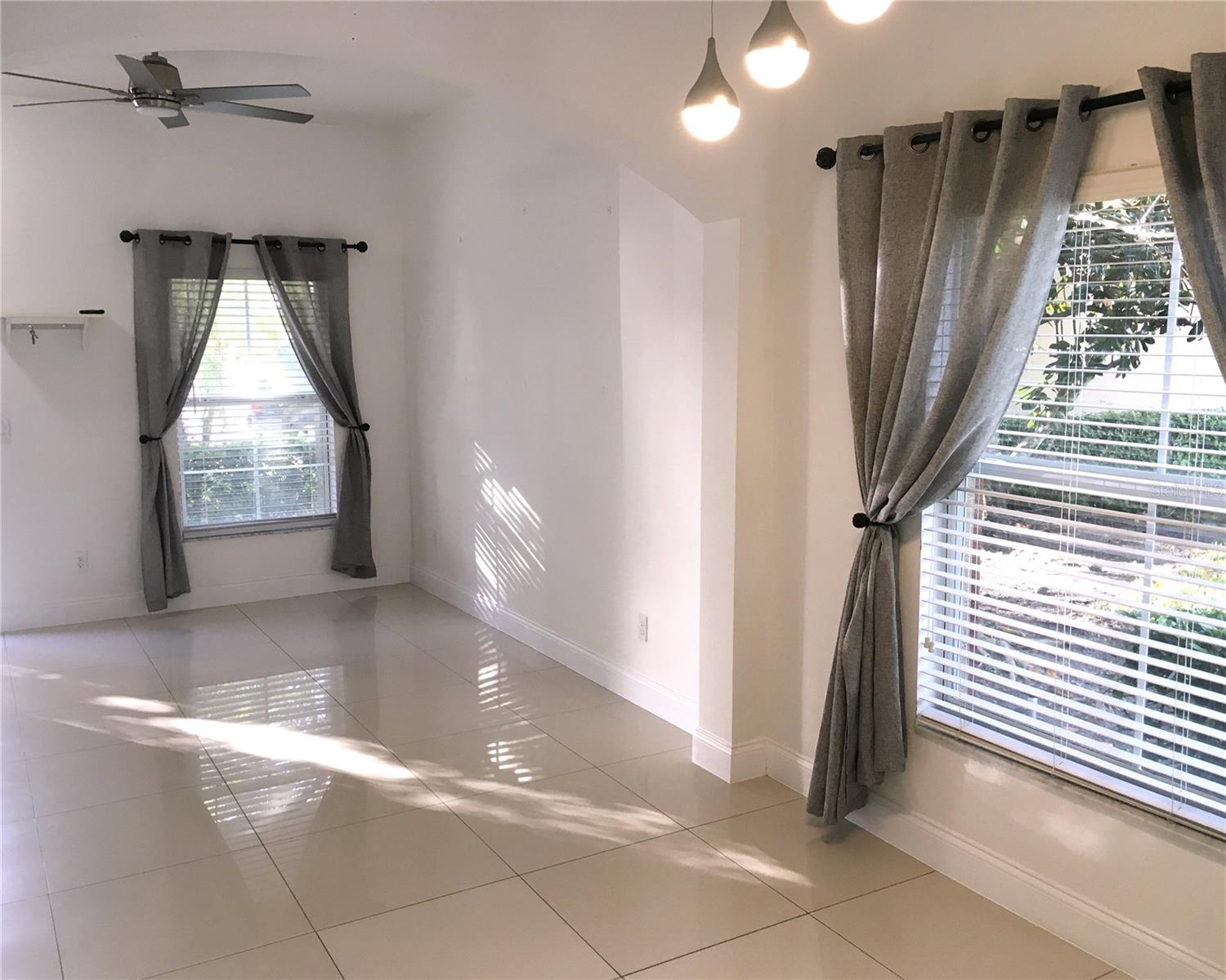 Image 10 of 12 For 12207 Citruswood Drive