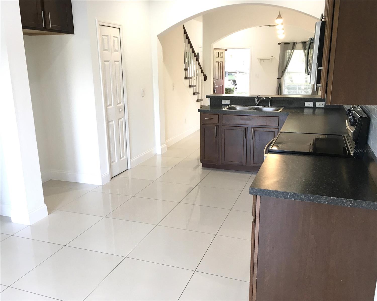 Image 11 of 12 For 12207 Citruswood Drive